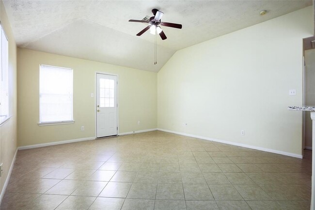 Building Photo - 8410 Taraglen Ct