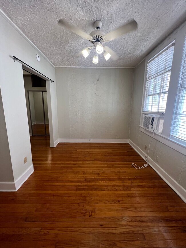 Building Photo - 1301 Napoleon Ave