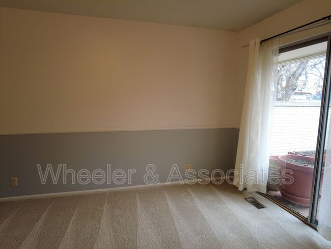 Building Photo - 5176 S 1870 E