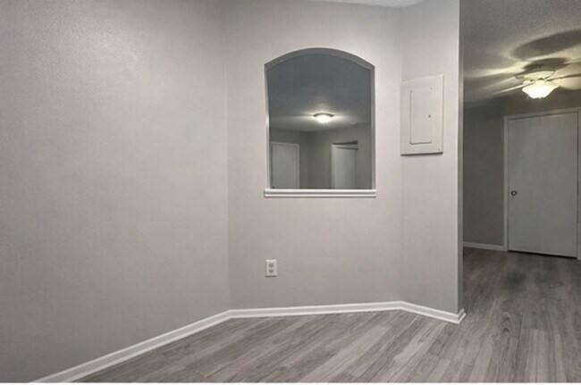 Building Photo - Updated 2BR/1BA Waconia Townhome Available Soon!