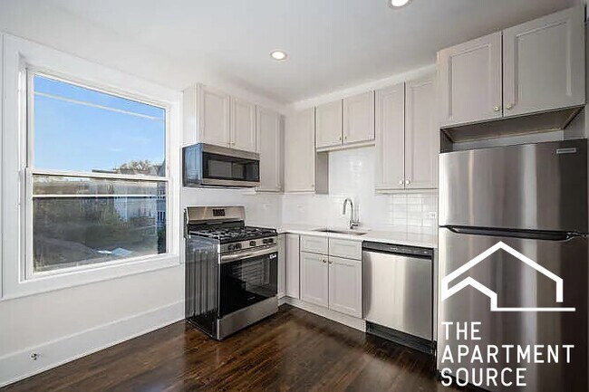 Building Photo - 3749 W School St