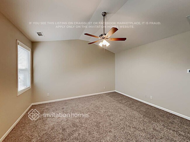 Building Photo - 9049 Lexington Ct