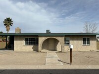 Building Photo - 1466 W 25th St