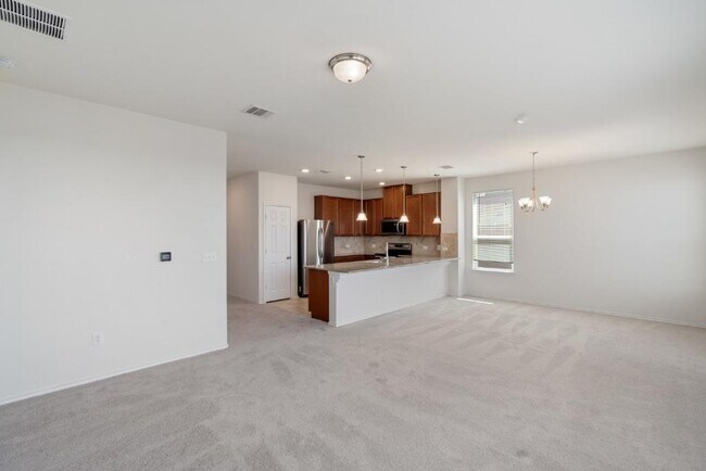 Building Photo - 7712 Peccary Dr