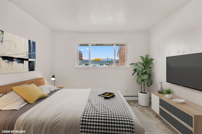 Building Photo - University Gardens Condominium Unit A7