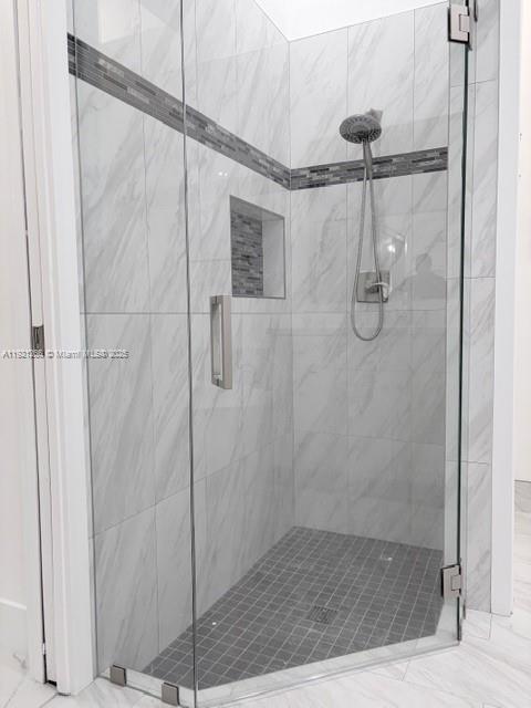 Building Photo - 1520 SW 193rd Ave