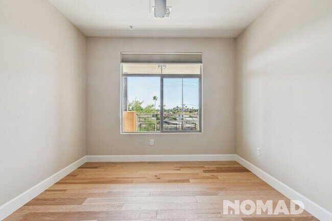 Building Photo - Charming 3BR Townhome in Scottsdale