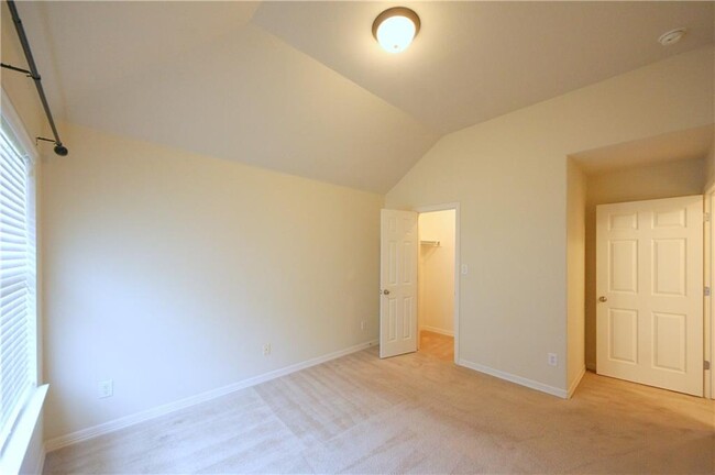 Building Photo - 4208 Park Vista Trail
