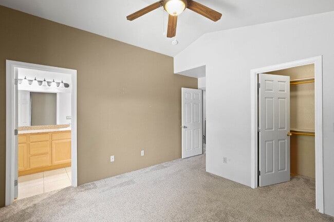 Building Photo - 190 Rivers Edge Dr