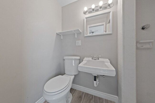 Building Photo - Rare 4-Bedroom Single-Story Home in Henderson
