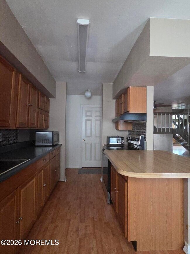Building Photo - 2604 Dogwood Ct
