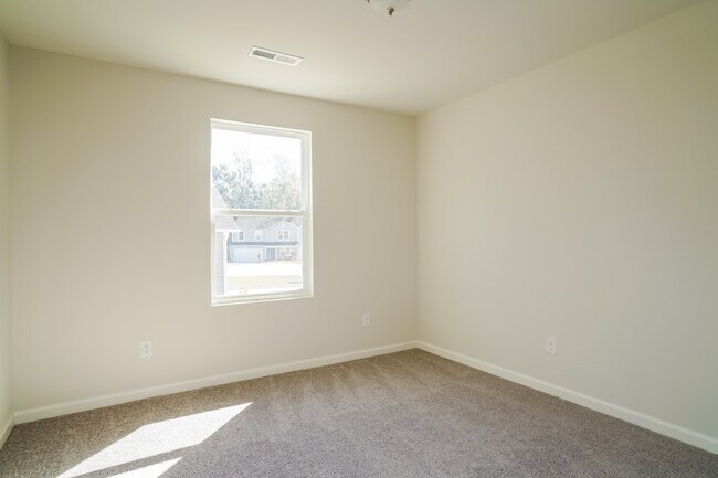 Building Photo - 2575 Provence Dr SE, Bolivia, NC