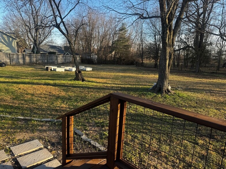 Raised flower beds and fenced yard - 4018 W Weaver Rd