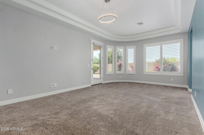 Building Photo - 17996 W Redwood Ln