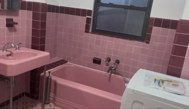 Building Photo - 6407 Exeter St