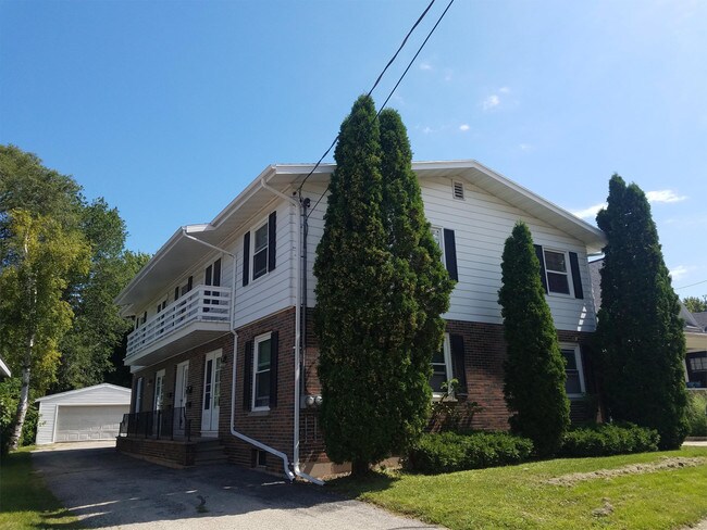 Building Photo - 1126 Jefferson St