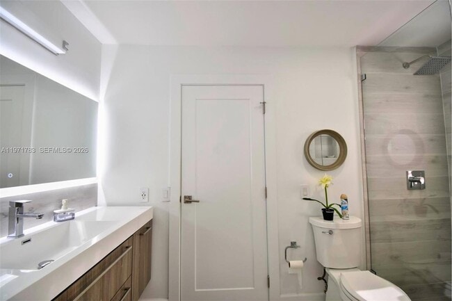 Building Photo - 710 Lake Blvd