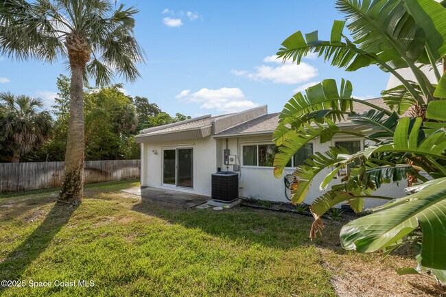 Building Photo - 500 Summerset Ct