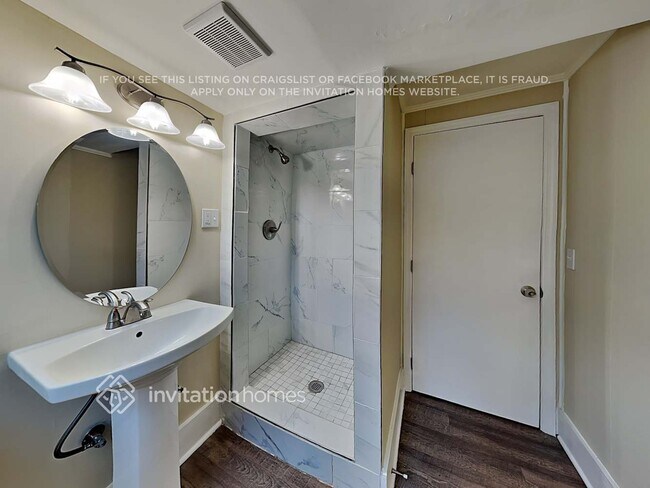 Building Photo - 7944 Stallion Dr