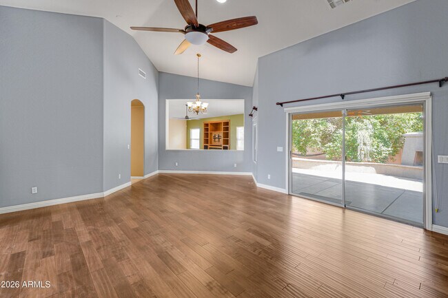 Building Photo - 4335 E Fox Cir