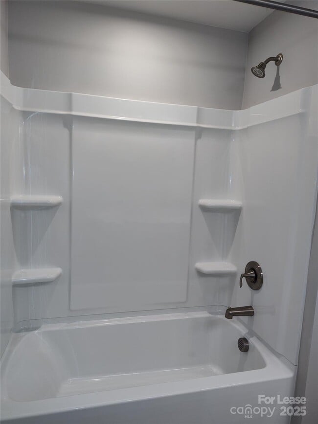 Building Photo - 8114 Overmeadow Ln