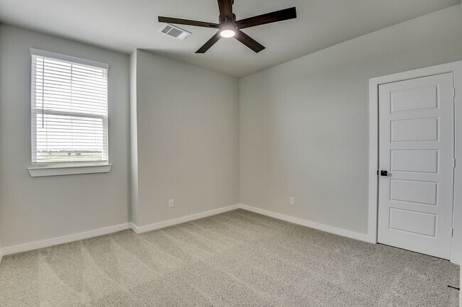 Building Photo - AVAILABLE NOW! NEW LUXURIOUS TRIPLEX LOCATED ON 1-ACRE LOT IN MIDLOTHIAN, TX!