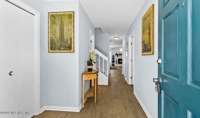 Building Photo - 10959 Peppermill Ln