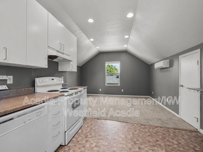 Building Photo - 4172 W Lakebridge Drive