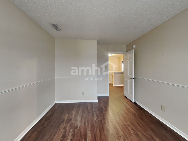 Building Photo - 9469 W Stargazer Dr