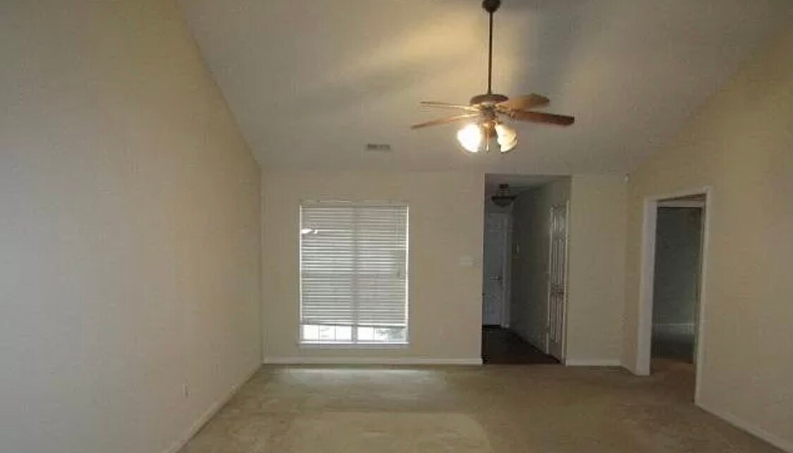 Building Photo - 5309 Kristy Ln