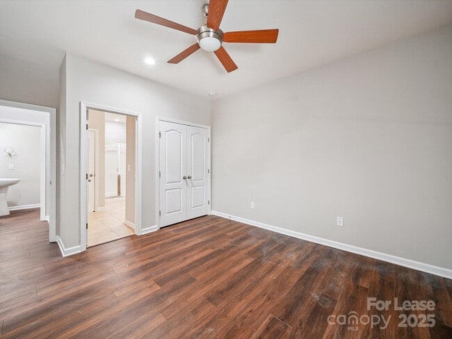 Building Photo - 10327 Rutledge Ridge Dr NW