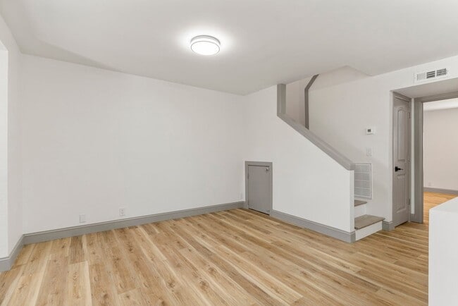 Building Photo - ONYX at 37th
