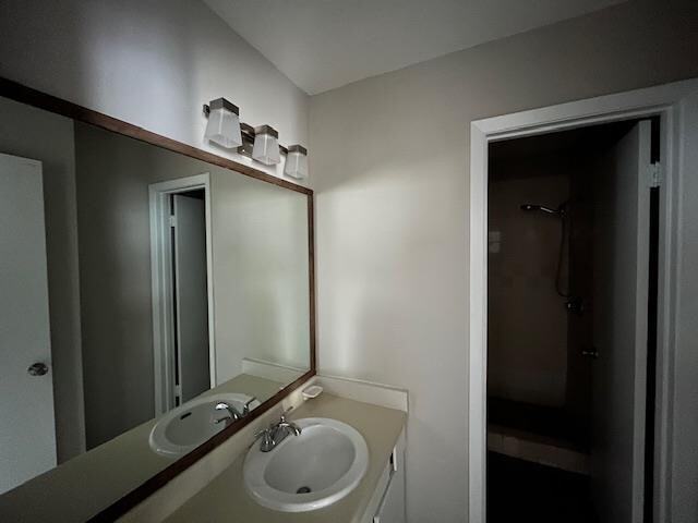 Building Photo - 100 Hillside Rd