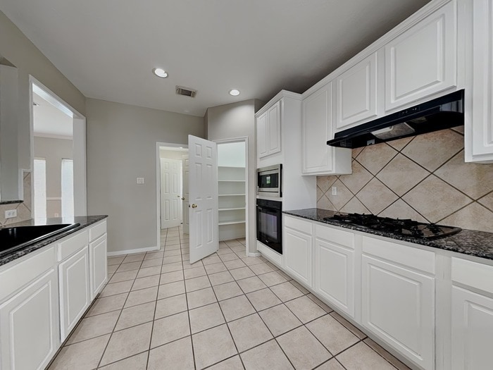 Building Photo - 15535 Downford Dr