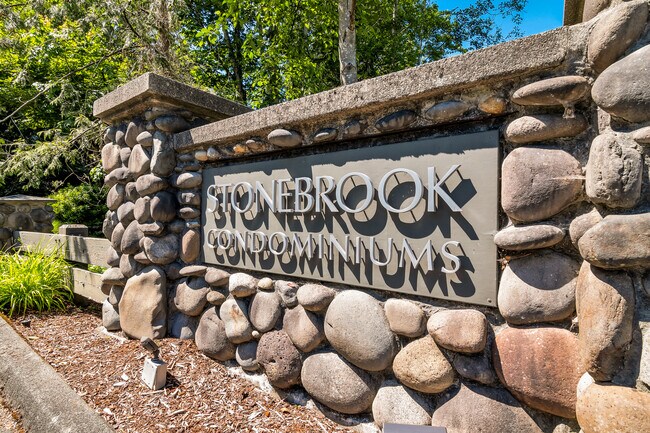 Stonebrook Sign. - 19404 Bothell Way NE