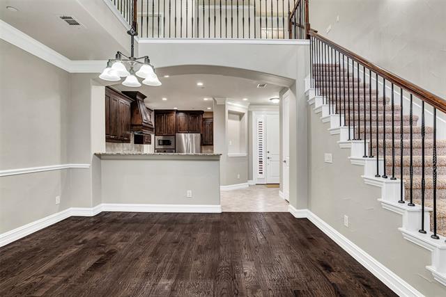 Building Photo - 4817 Bayview Dr