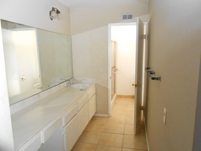 Building Photo - 22431 Rippling Brook