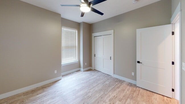 Building Photo - Spacious 3-Bed Carriage House in the Heart of Prairie District