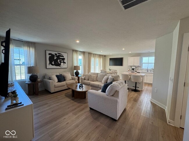 Building Photo - 2743 Sand Hollow Dr