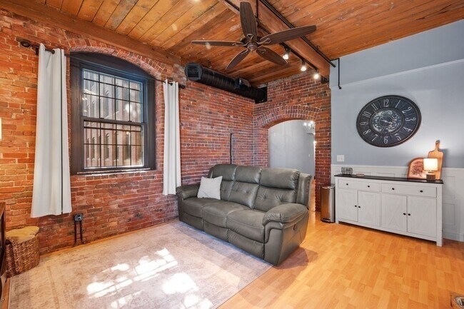 Building Photo - 50 Rantoul St