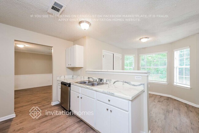 Building Photo - 6604 Hill Creek Cove