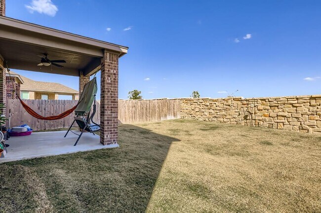 Building Photo - 3927 La Contenta Ln