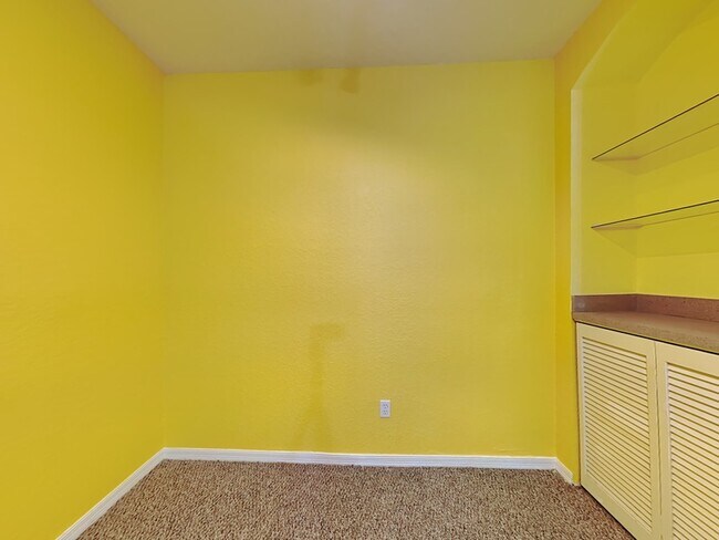 Building Photo - 2740 Maitland Crossing Way