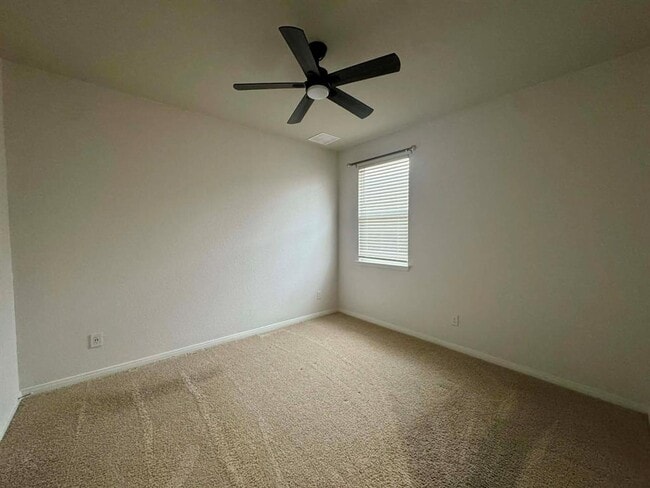 Building Photo - 251 Cherry Laurel Ln