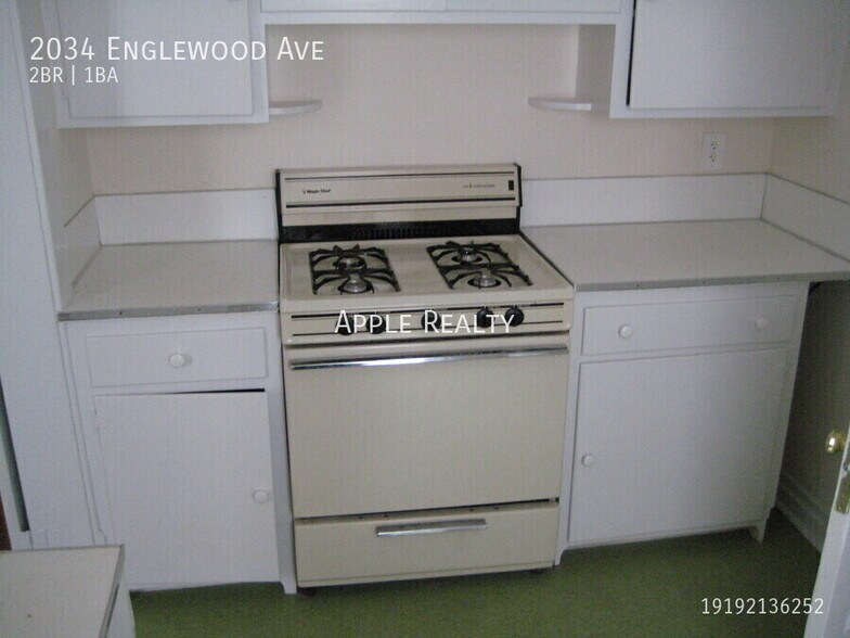 Building Photo - 2034 Englewood Ave