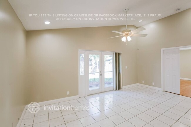 Building Photo - 12615 SW 7th Pl