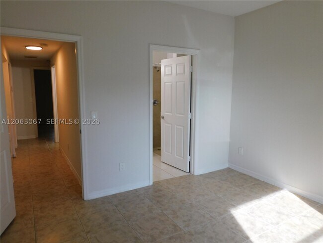Building Photo - 28442 SW 141st Pl