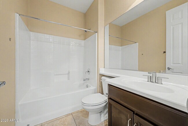Building Photo - 2531 E Eleana Ln