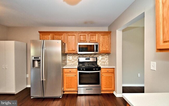 Building Photo - 1055 Balley Dr