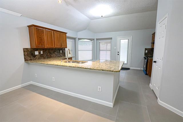 Building Photo - 5616 Indian Hill Dr